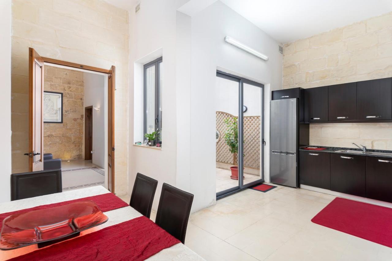 Traditional & Modern Maltese Townhouse - Rooftop Terrace And Sea Views, Close To Birgu Waterfront Cospicua Exterior foto