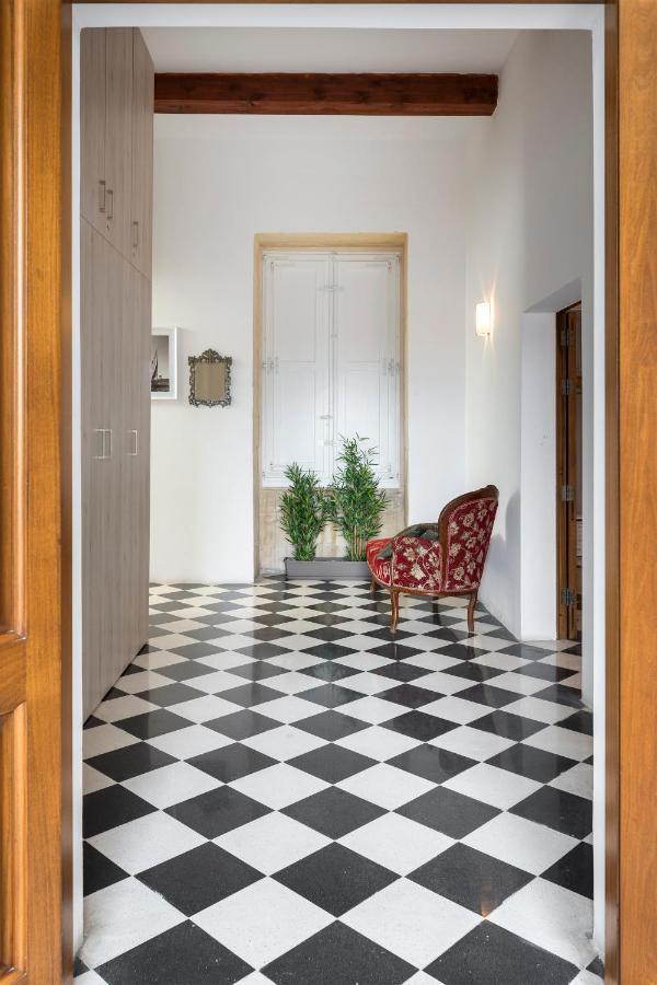 Traditional & Modern Maltese Townhouse - Rooftop Terrace And Sea Views, Close To Birgu Waterfront Cospicua Exterior foto